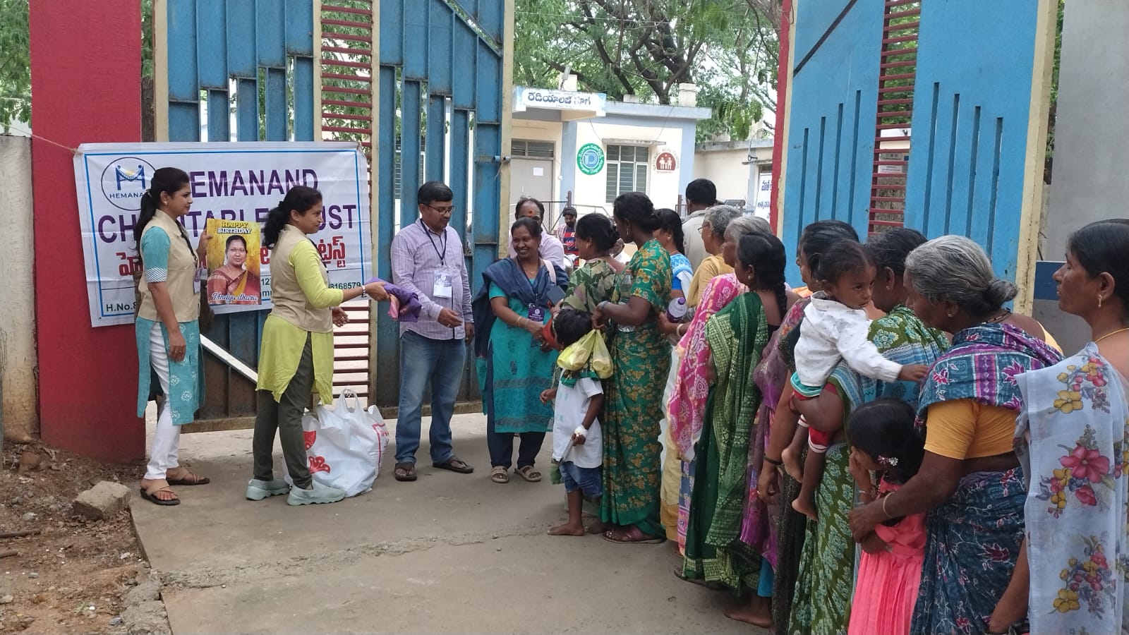 Blanket Distribution at Khammam Government Hospital on Mrs. Vindhara's Birthday